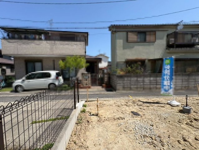  日置荘西町２丁　新築一戸建の展望|浴室乾燥機、TV付インターフォン、床下収納、洗浄器付便座、人感センサー、スマートロック等高性能な住宅設備です。