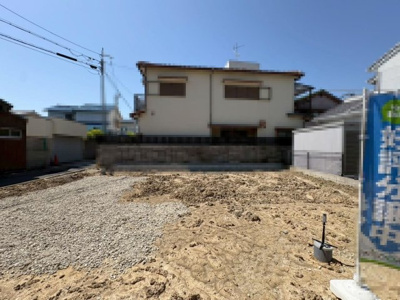 【外観】 |  日置荘西町２丁　新築一戸建 | 南海高野線「初芝」駅徒歩４分の好立地！毎日の通勤や通学に便利です♪