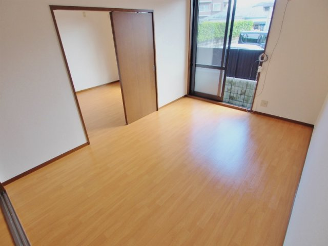 コーポ中島A棟の居間・リビング