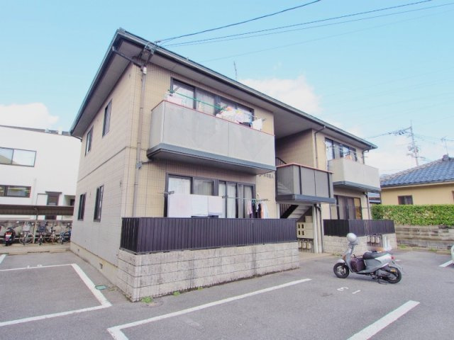 コーポ中島A棟の外観