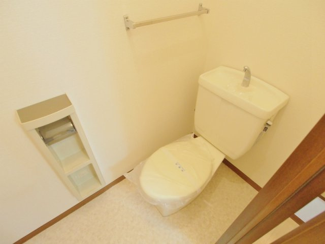 コーポ中島A棟のトイレ