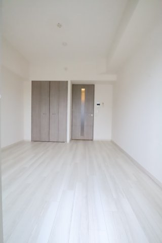 大阪市都島区片町１丁目の賃貸マンションの洋室
