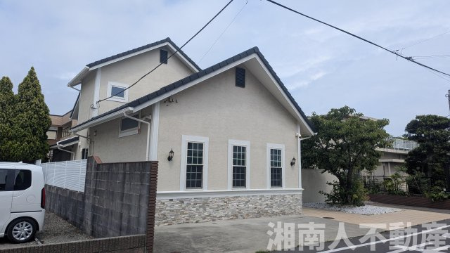 藤沢市片瀬海岸３丁目戸建