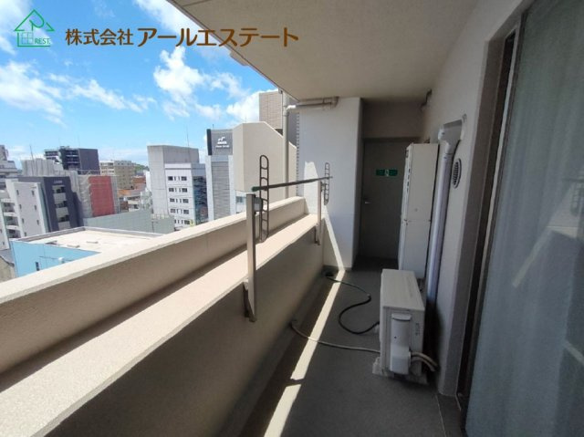 リベ・グラート姫路ベルスウィート　　　山陽電鉄「山陽姫路駅」徒歩4分のバルコニー