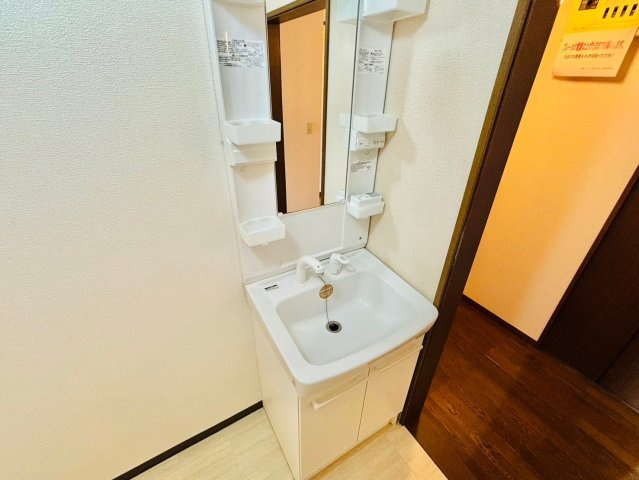 リバーサイド　弐番館の洗面所