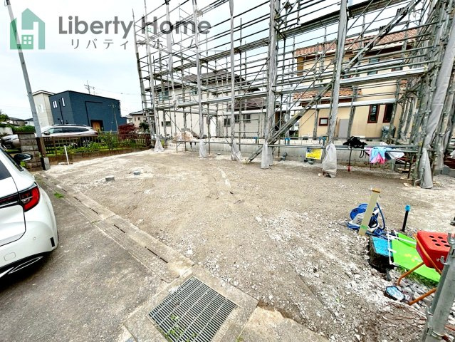 阿見町若栗第7　新築戸建　2号棟の駐車場