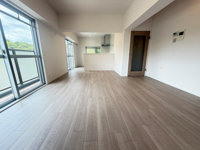 シャルム長田の居間・リビング