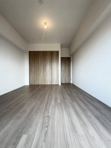 シャルム長田の洋室|ゆったりした洋室です