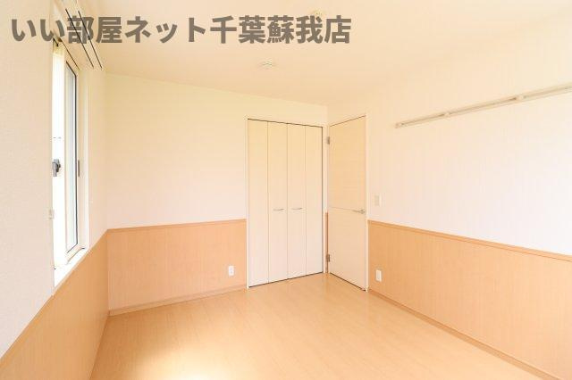 エルプレシアの洋室|コンパクトで使いやすい洋室です