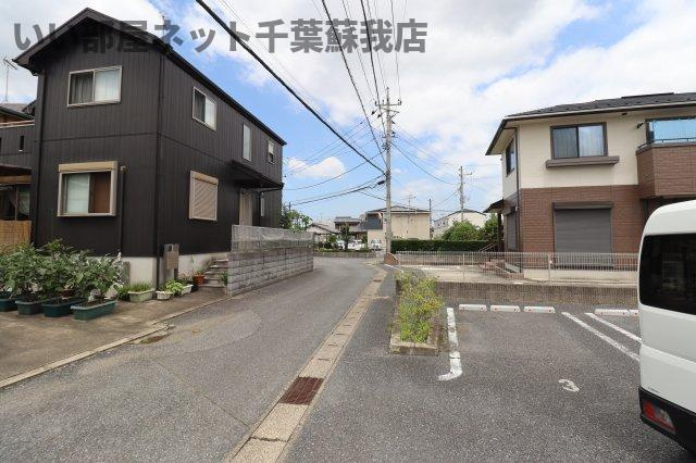 エルプレシアの周辺