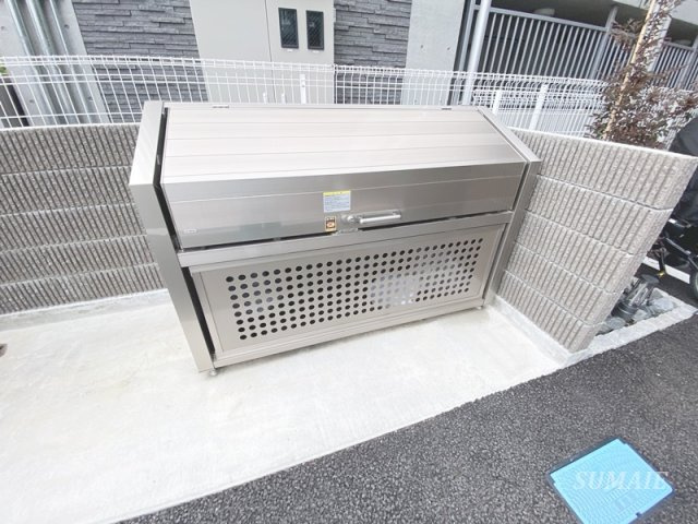 Ｄｏｍｉｎｏ Ｓｔｅｌｌａ Ｒｅｓｉｄｅｎｃｅのその他共用部分|ごみ置き場☆
