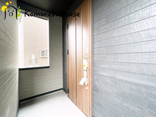 さいたま市西区佐知川　7期　新築一戸建て　ブルーミングガーデン　01の玄関|26.06.15　撮影済み