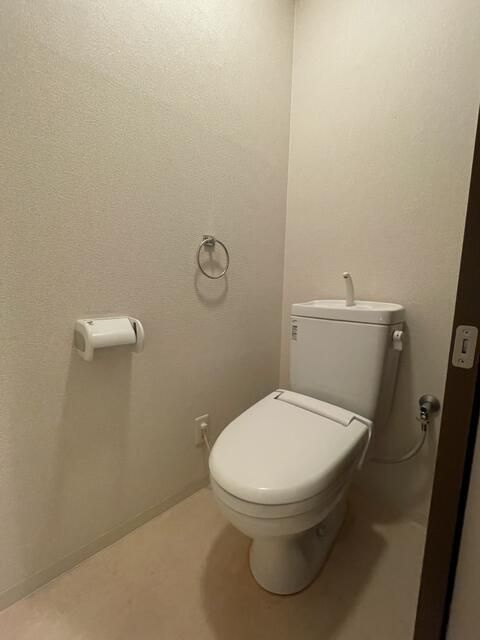 熊本市東区湖東２丁目の賃貸マンションのトイレ