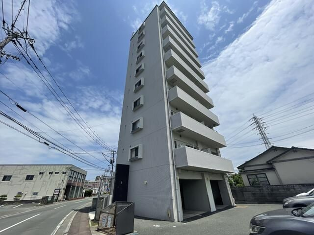 熊本市東区湖東２丁目の賃貸マンションの外観