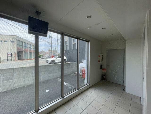 熊本市東区湖東２丁目の賃貸マンションのロビー