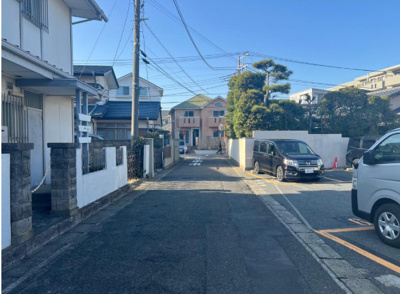 【周辺】 | 逗子市新宿１丁目　売地 | 前面道路