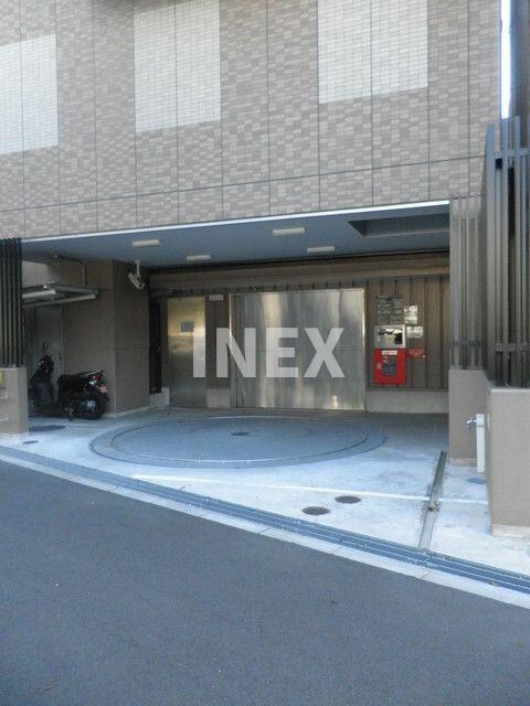 横浜市中区吉田町の賃貸マンションの駐車場