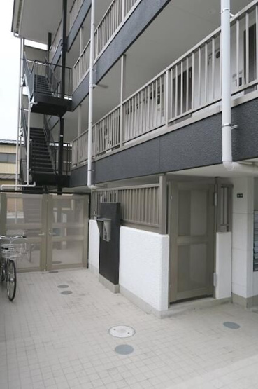 【エントランス】 | 南与野プラザＡ