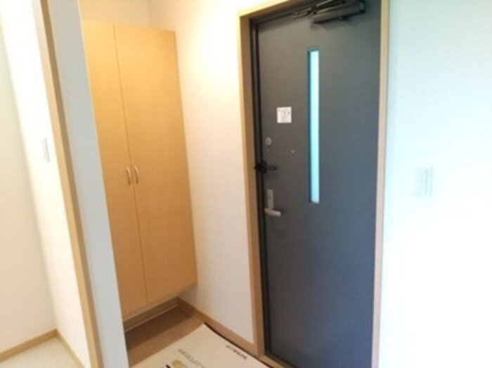 セジュール赤羽根の玄関|別部屋のお写真となります。