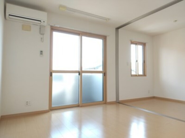 セジュール赤羽根の洋室|別部屋のお写真となります。