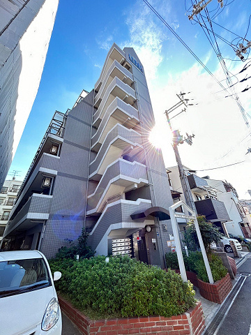 リーガル塚本Ⅲの外観