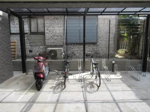 ルーブル大島参番館のその他共用部分|バイク置き場