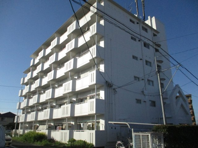 エステイトツジの外観