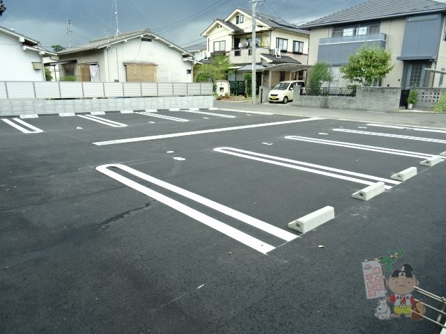 めぞんミネットの駐車場