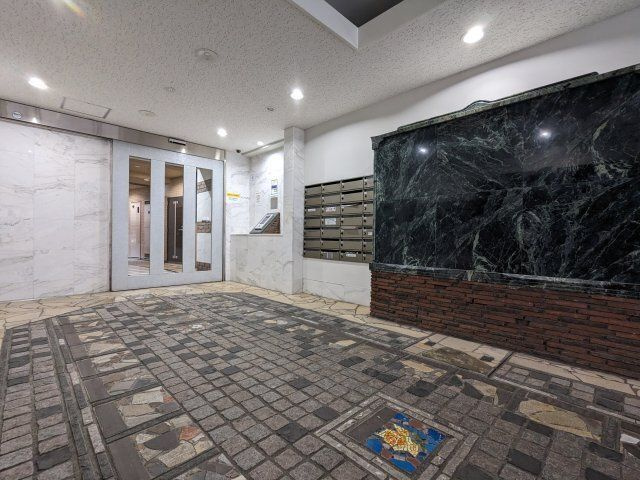 メゾンドヴィレ恵比寿のエントランス
