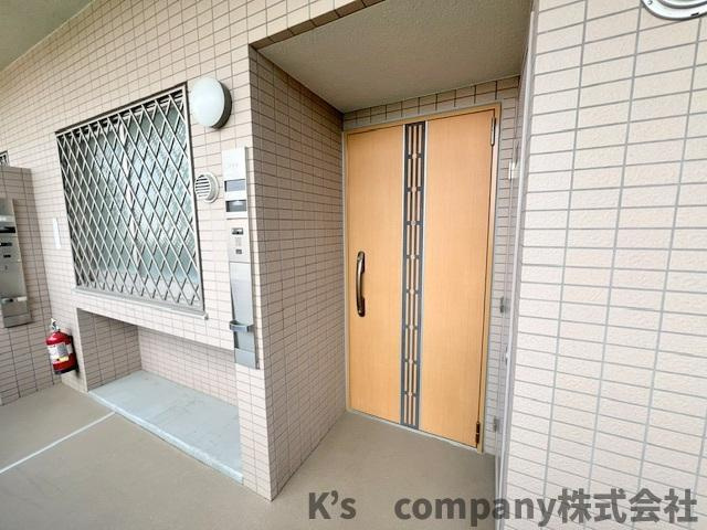 ◎茅ヶ崎市中海岸4丁目　プランヴェール茅ヶ崎中海岸の玄関|玄関周辺スペース◇
