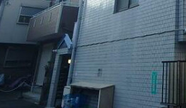 ヒルズ桜台のエントランス