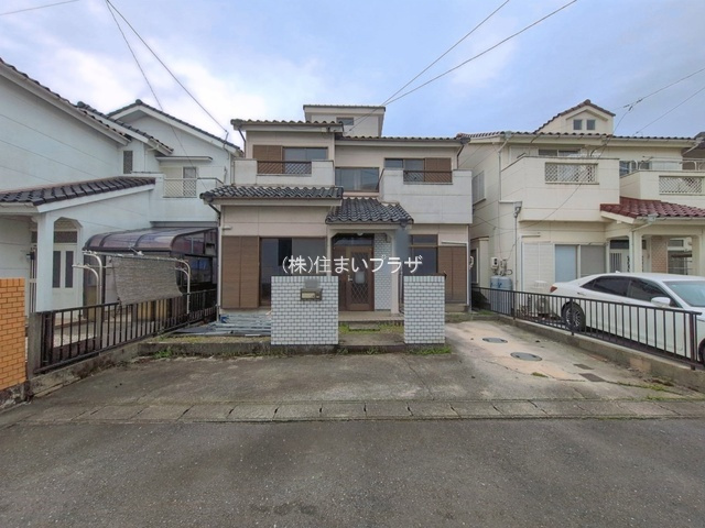 仲介手数料半額）一宮市奥町字神田82-5の中古住宅の前面道路含む現地写真|前面道路含む現地写真です