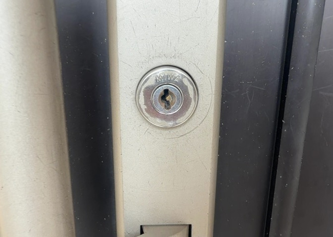 【防犯設備】 | 当然のことではありますが、オートロックやセンサーライト、ホームセキュリティーなどの防犯設備があれば、小さいお子様がいるご家庭も安心ですよね！まず物件購入の際は、防犯設備もチェックするようにしましょう。