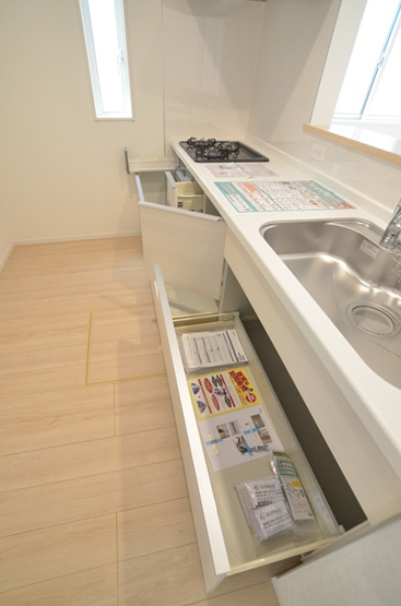 【キッチン】 | 綾瀬市深谷南４丁目　新築戸建て　全5棟【仲介手数料無料】