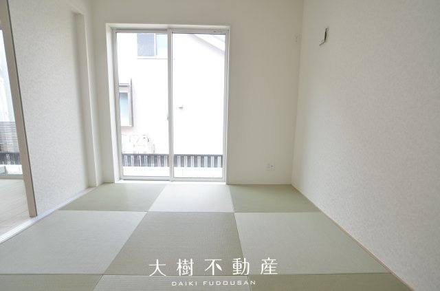 【和室】 | 綾瀬市深谷南４丁目　新築戸建て　全5棟【仲介手数料無料】 | 1階　和室（5.2帖）