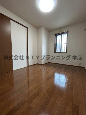 仲介手数料0円！グリーンシード　Aの洋室