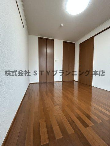 仲介手数料0円！グリーンシード　Aの洋室