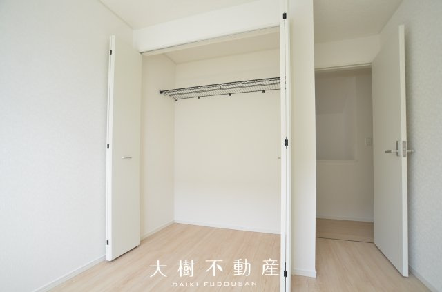 【洋室】 | 綾瀬市深谷南４丁目　新築戸建て　全5棟【仲介手数料無料】 | 2階　洋室2（5.0帖）クローゼット