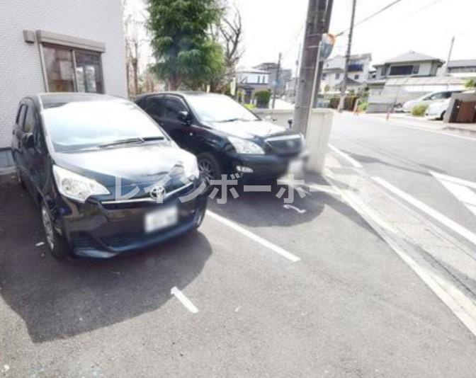 マイシティ上小町Ⅱの駐車場