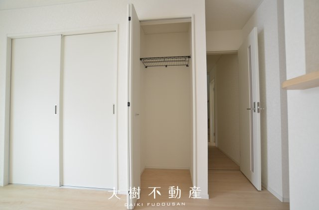 【居間・リビング】 | 綾瀬市深谷南４丁目　新築戸建て　全5棟【仲介手数料無料】