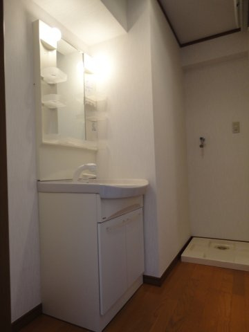 戸田市大字新曽の賃貸マンションの洗面所|参考写真になります