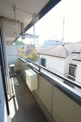 エスティーア洋光台のバルコニー