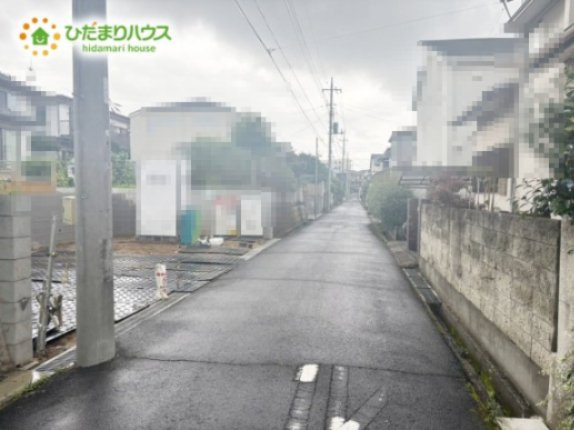 富士見台6期　新築戸建　1号棟の前面道路含む現地写真