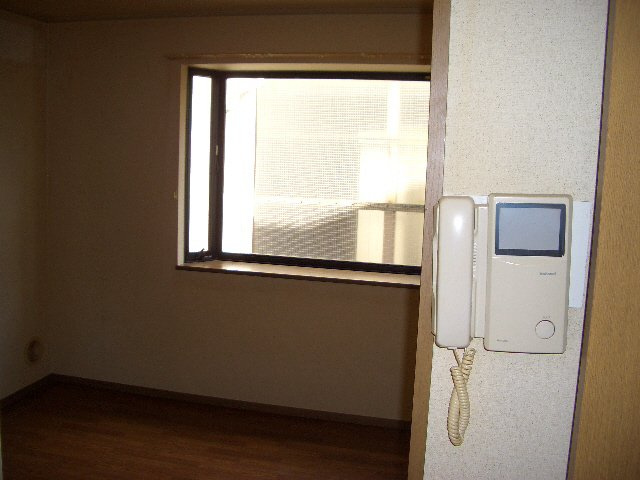 パークハイムウエクサのセキュリティ|嬉しいモニタ付きインタフォン有ります