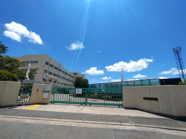 高槻市桜ケ丘北町新築戸建の周辺|高槻市立如是中学校
