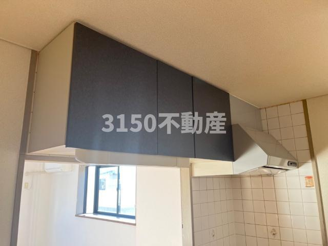 メゾンドカパーニュＡのキッチン|キッチン吊戸棚