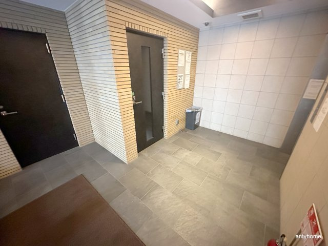 パンセ新町のロビー