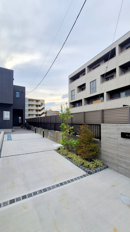 ＭＡＩＳＯＮ　ＷＡＫＡＢＡＹＡＳＨＩのエントランス