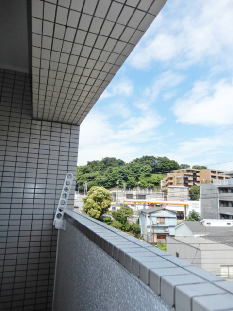 ヒルサイドテラス東寺尾のバルコニー|※別号室の参考写真です(現況優先)