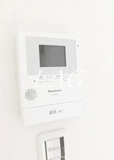 【セキュリティ】 | ヴァンベール生田 | モニター付きインターフォンです。